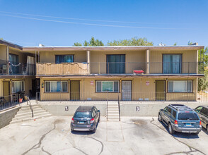 2440 Sutro St in Reno, NV - Building Photo - Building Photo