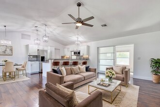 18302 SE Eagle Ln in Jupiter, FL - Building Photo - Building Photo