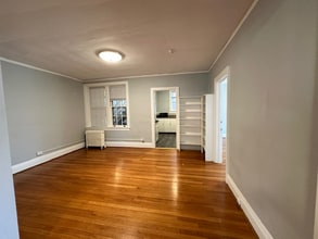 303 N New St in Staunton, VA - Building Photo - Building Photo