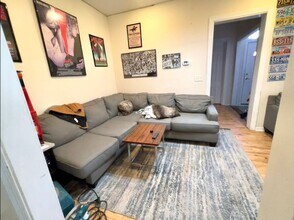 3212 Winter St in Philadelphia, PA - Building Photo - Building Photo