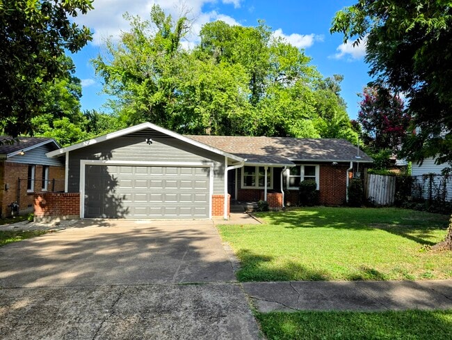 property at 4014 Sun Valley Dr
