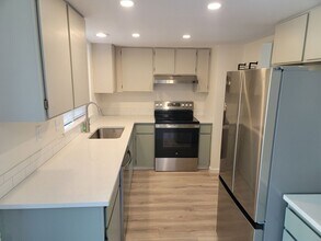 4211 E Sumac Dr in Spokane, WA - Building Photo - Building Photo