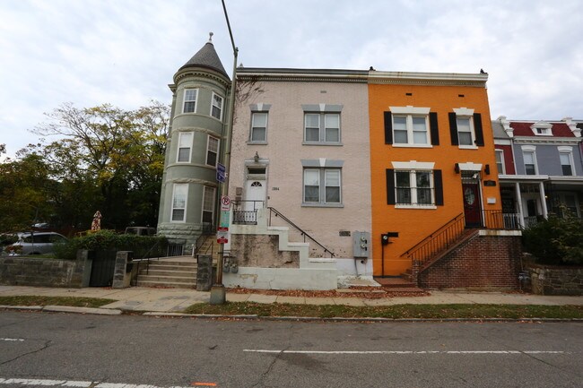 2004 4th St NE in Washington, DC - Building Photo - Building Photo