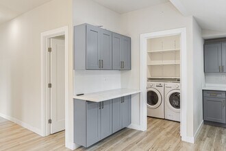 4521 S Mead St in Seattle, WA - Building Photo - Building Photo