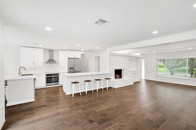 3731 Aberdeen Way