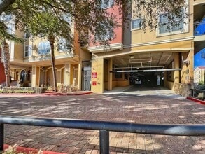 1711 Old Spanish Trl in Houston, TX - Building Photo - Building Photo