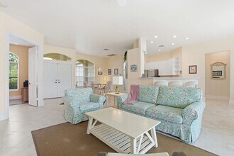 1154 Augusta Falls Way in Naples, FL - Building Photo - Building Photo