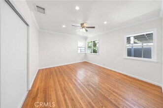 2074 Summit Ave in Pasadena, CA - Building Photo - Building Photo