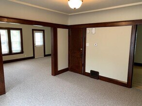 1034 S 76th St in West Allis, WI - Building Photo - Building Photo