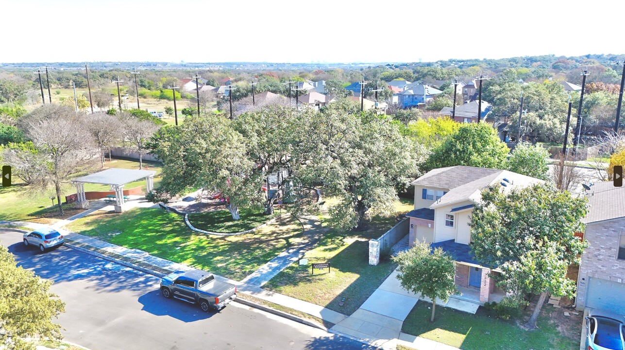 7622 Dusty Diamond in San Antonio, TX - Building Photo