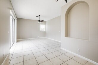 103 SW 164th Ave in Pembroke Pines, FL - Building Photo - Building Photo