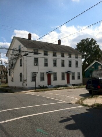 401-403 W Green St in Millville, NJ - Building Photo - Building Photo