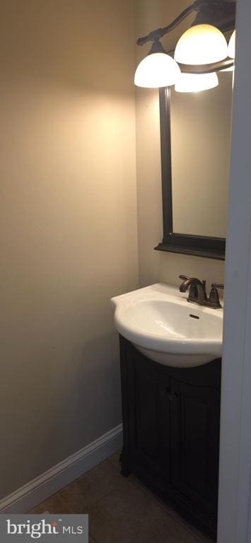 7886 Marioak Dr in Elkridge, MD - Building Photo - Building Photo