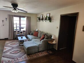 802 West St, Unit A in Harrisonville, MO - Building Photo - Building Photo