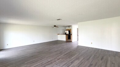 5523 Westbrook Dr in Orlando, FL - Building Photo - Building Photo