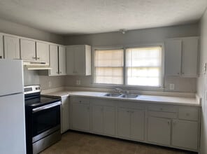 6188 Timberland Dr in Fayetteville, NC - Building Photo - Building Photo