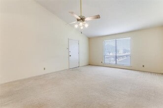 11334 Park Central Pl in Dallas, TX - Building Photo - Building Photo