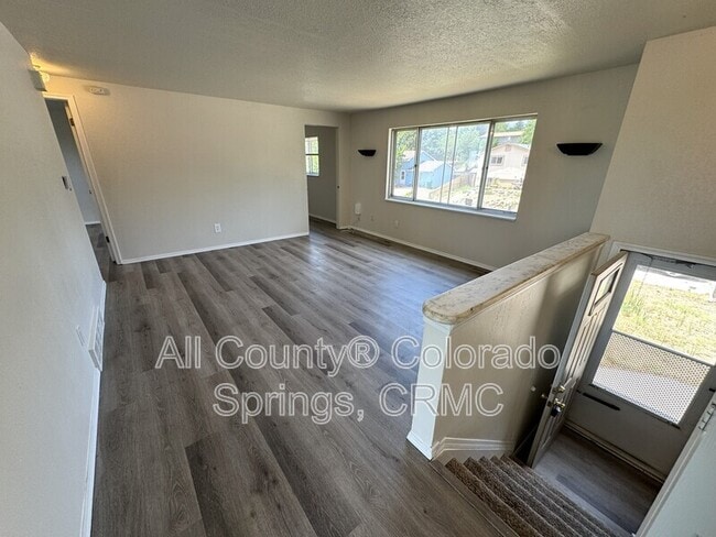 property at 1237 Chiricahua Dr