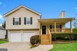 212 Remington Ct in Dallas, GA - Building Photo