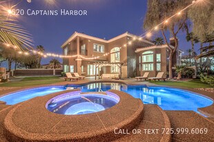 7520 Captains Harbor Dr in Las Vegas, NV - Building Photo