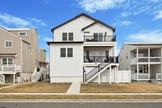 235 35th St S in Brigantine, NJ - Building Photo - Building Photo