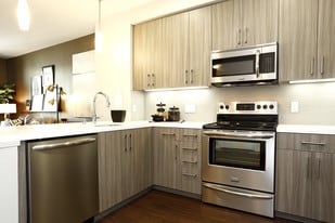 Naya in Sunnyvale, CA - Building Photo