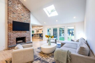 500 Water Mill Towd Rd in Southampton, NY - Building Photo - Building Photo