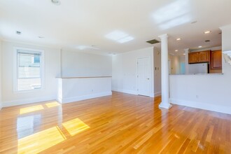 38 Belmont St, Unit 3 in Boston, MA - Building Photo - Building Photo