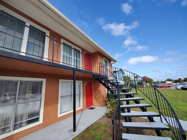 1880 Caralee Blvd in Orlando, FL - Building Photo - Building Photo