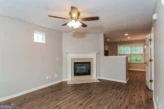 632 Spanish Oak Dr in Acworth, GA - Building Photo - Building Photo