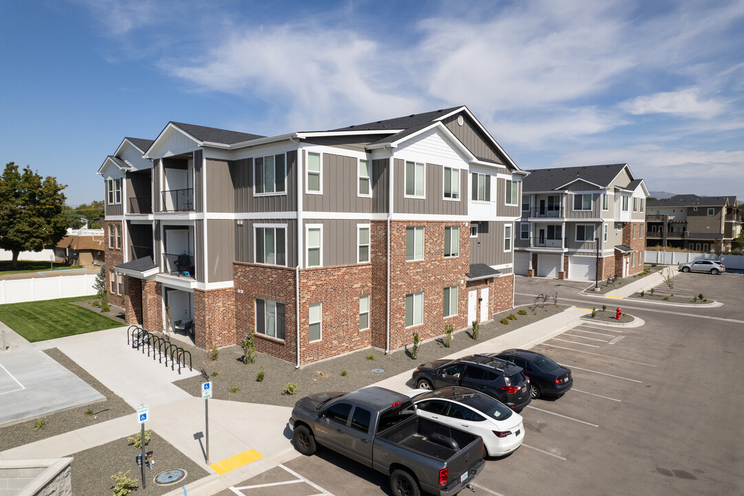 Latitude 40 Apartments in Boise, ID - Building Photo