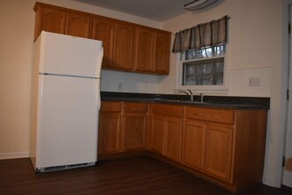 33 E Vacation Dr in Wappingers Falls, NY - Building Photo - Building Photo