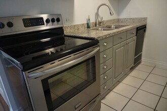1689 W 8295 S in West Jordan, UT - Building Photo - Building Photo