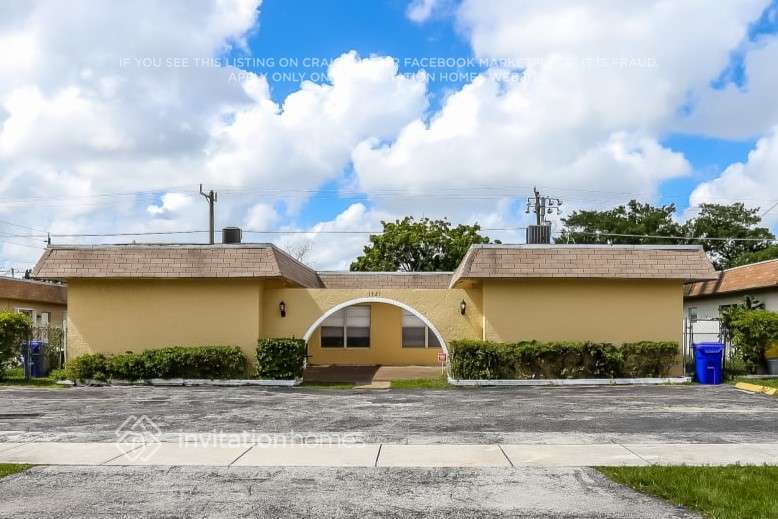 1721 SW 41st Ave in Fort Lauderdale, FL - Building Photo