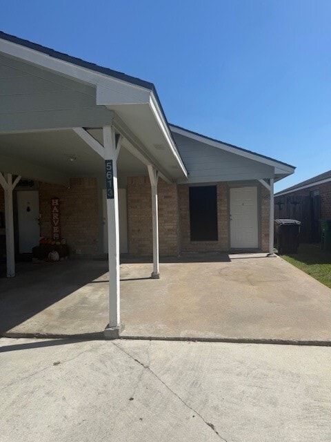 5613 Cripple Brook Ct in Houston, TX - Building Photo