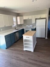 3958 N Edgemoor St in Bel Aire, KS - Foto de edificio - Building Photo