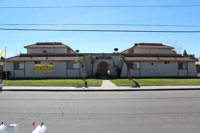 Casa Buena Apartments in Moreno Valley, CA - Foto de edificio - Building Photo