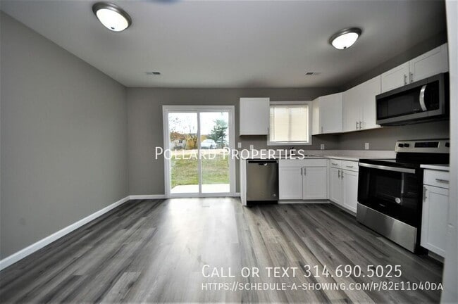 1070 Arlington Way in Warrenton, MO - Building Photo - Building Photo