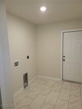 1221 NE 10th Ln in Cape Coral, FL - Building Photo - Building Photo