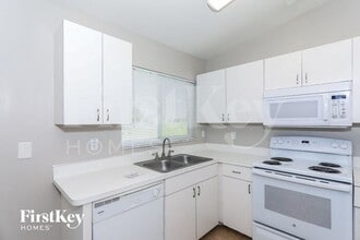 2017 NE 7th Ave in Cape Coral, FL - Building Photo - Building Photo