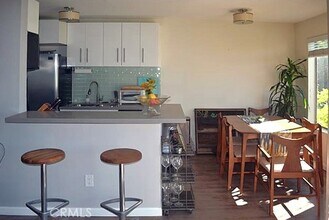 3111 4th St, Unit 208 in Santa Monica, CA - Building Photo - Building Photo