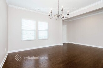 8328 Flint Hill Dr in Charlotte, NC - Foto de edificio - Building Photo