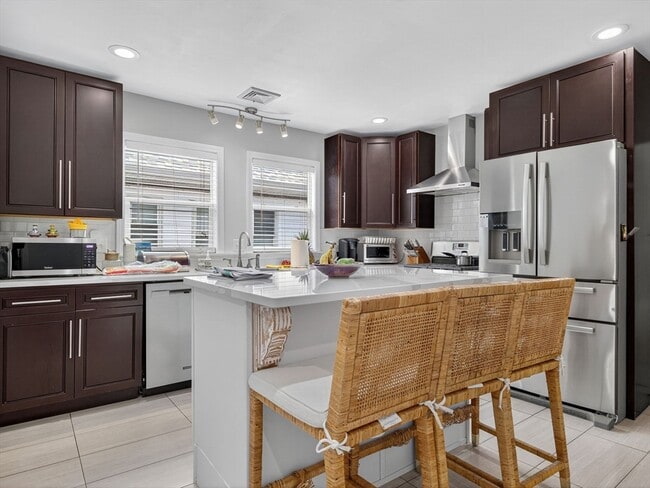 property at 81 Bailey Rd
