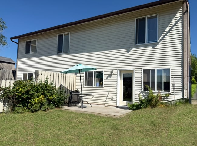 538 Sunnyside Dr in Kalispell, MT - Building Photo - Building Photo