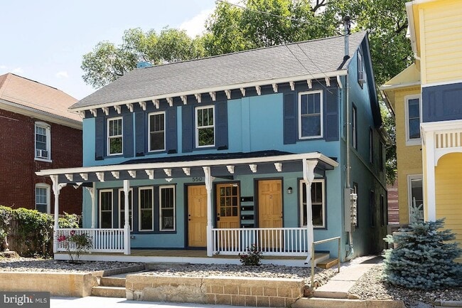 property at 550 N Loudoun St