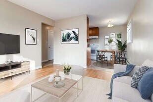 Scotsman Apartments in Camrose, AB - Building Photo