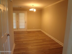 205 S Pointe Dr in Winterville, NC - Building Photo - Building Photo