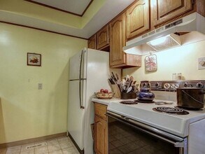 813 W Daniel St in Champaign, IL - Building Photo - Building Photo