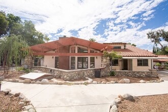 3643 N Mills Ave in Claremont, CA - Building Photo - Building Photo