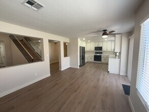 4608 Doig Ln in Las Vegas, NV - Building Photo - Building Photo